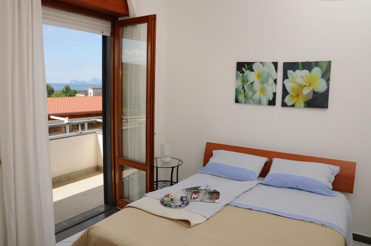 B&B Casa Di Donna 泰卡斯 外观 照片