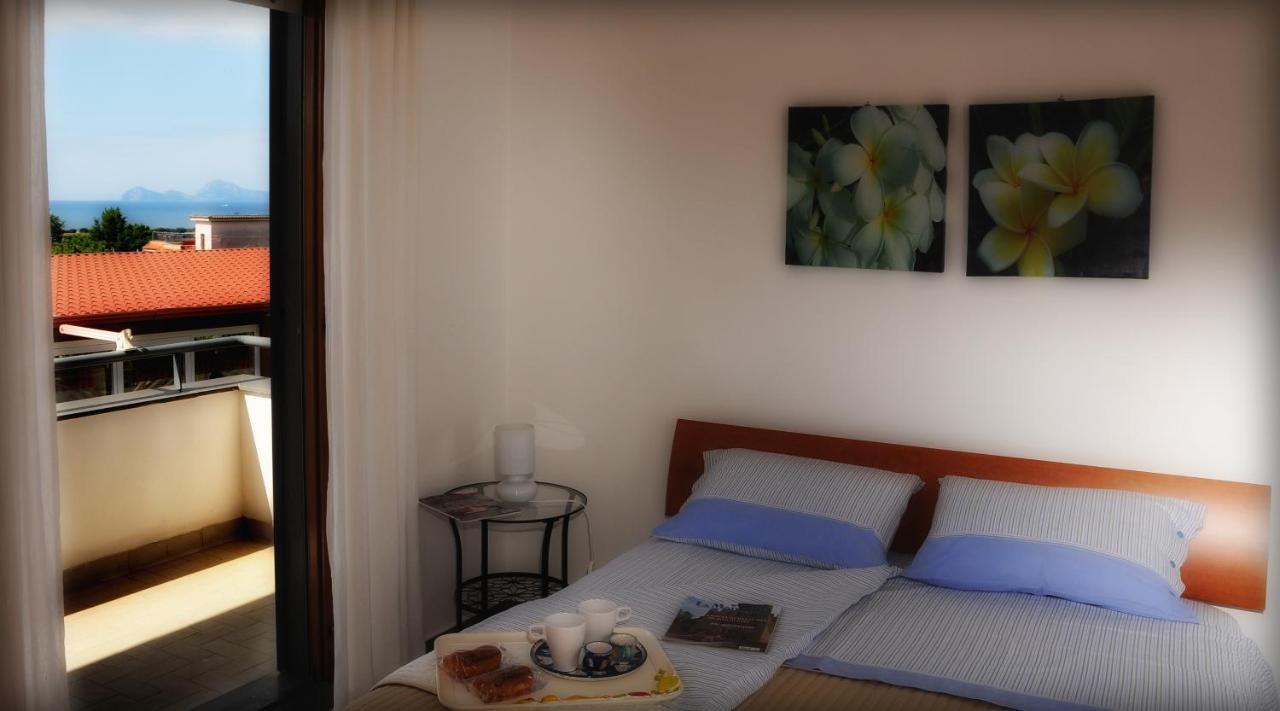 B&B Casa Di Donna 泰卡斯 外观 照片