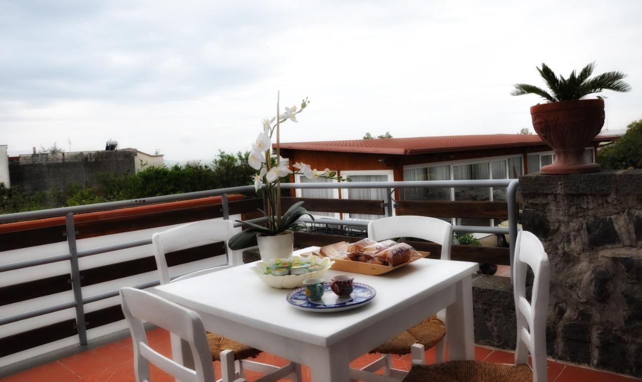 B&B Casa Di Donna 泰卡斯 外观 照片